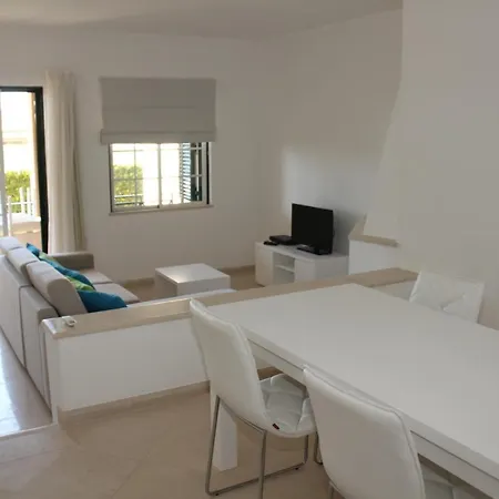 V2 Z Villa *