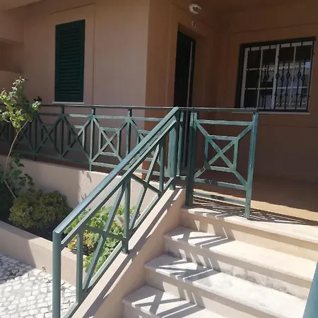 V2 Z * Olhos de Agua (Albufeira)