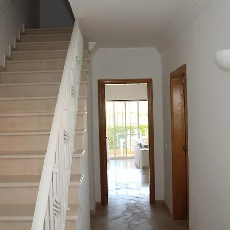 V2 Z Villa *