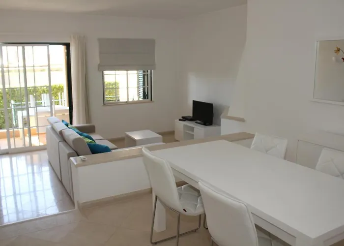 V2 Z Villa *