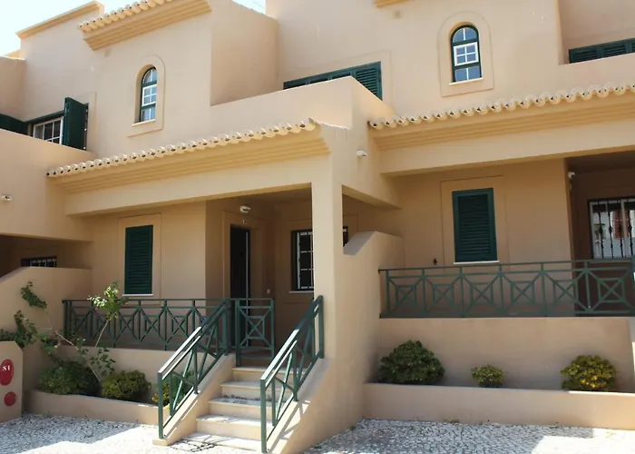 V2 Z Βίλα Olhos de Αgua